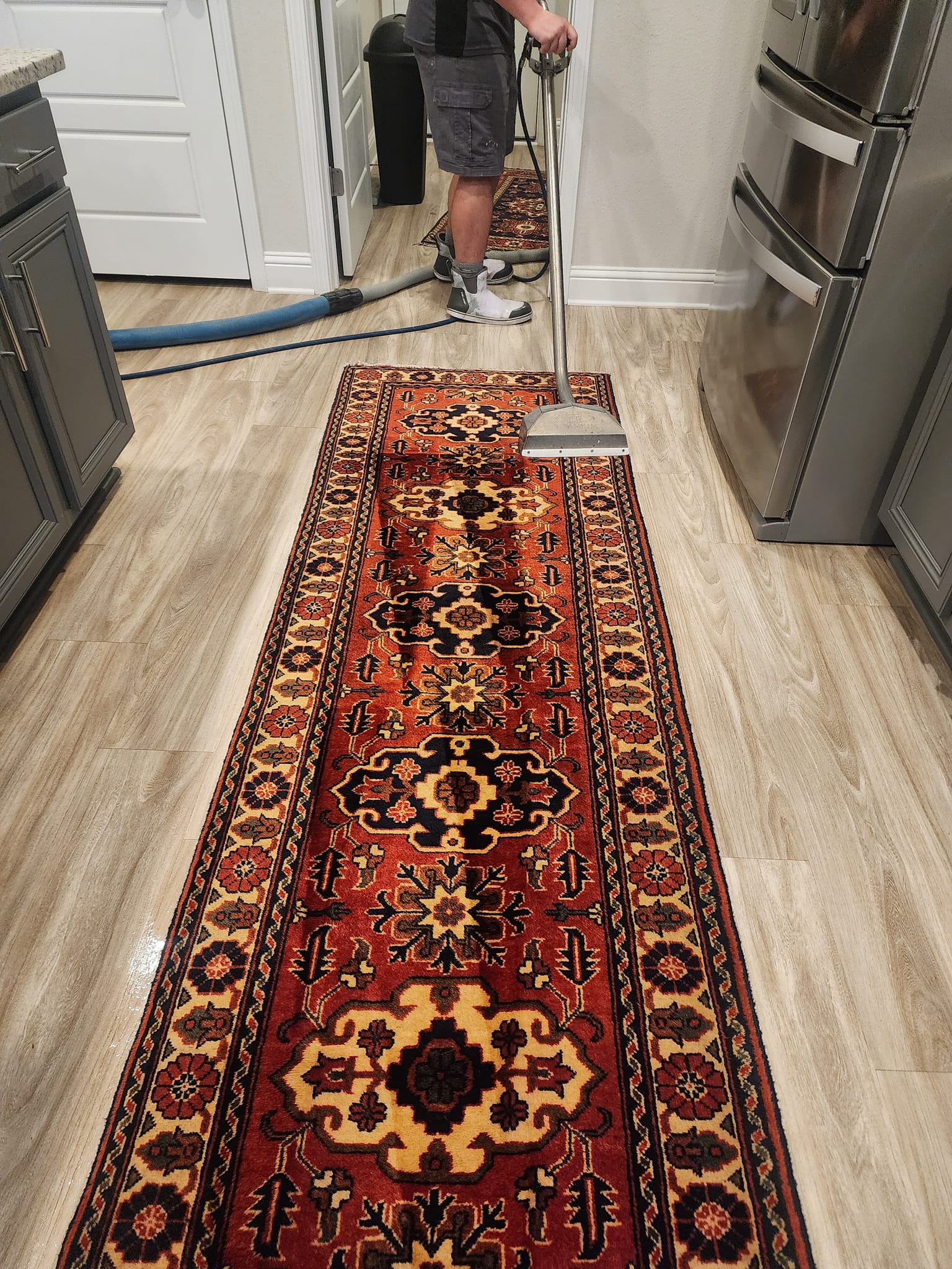 area-rug-cleaning-service-by-kccs-team